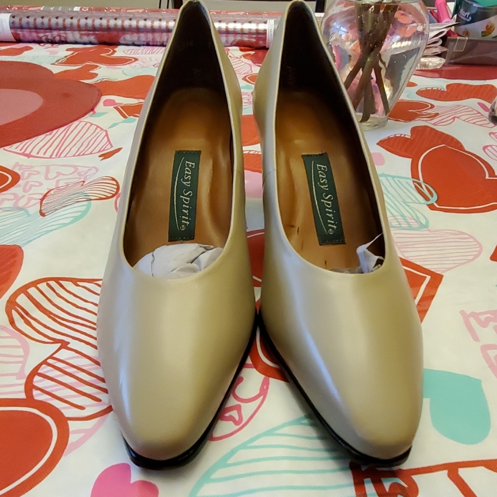 💐🐞Easyspirit 🐝💐